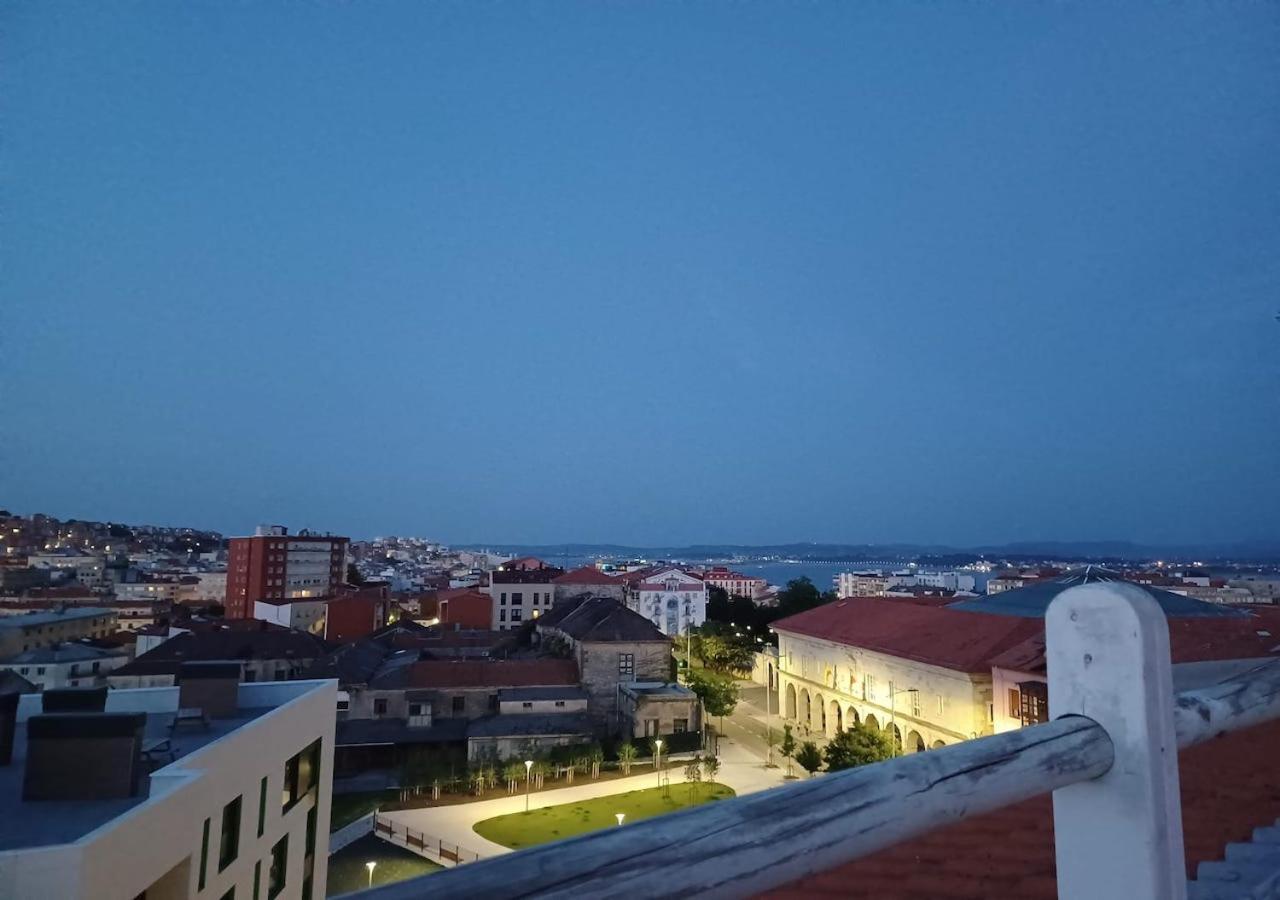 Habitaciones En El Atico De Tona Mirando A La Bahia De Santander Buitenkant foto