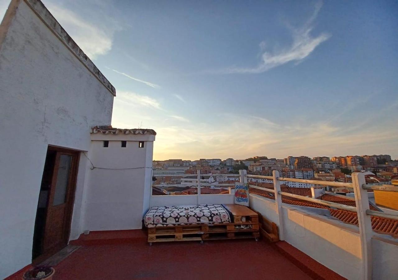 Habitaciones En El Atico De Tona Mirando A La Bahia De Santander Buitenkant foto